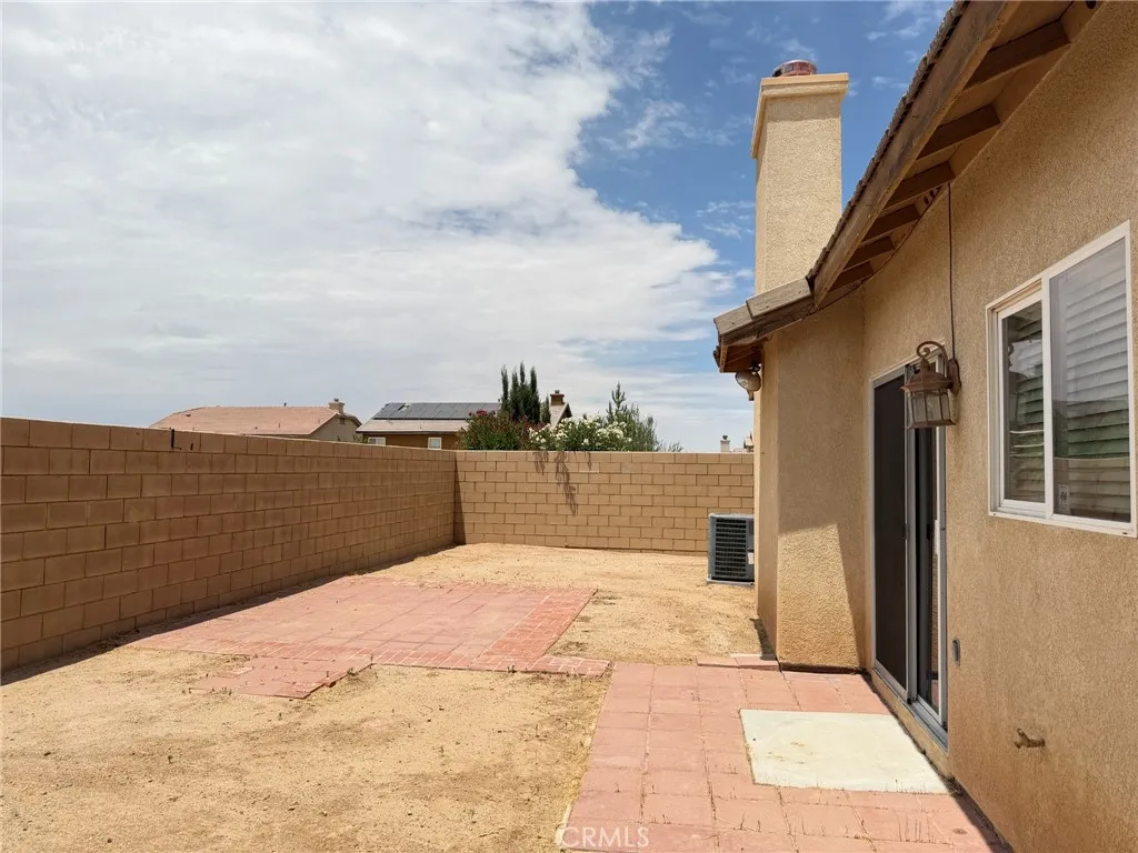 main property photo 23