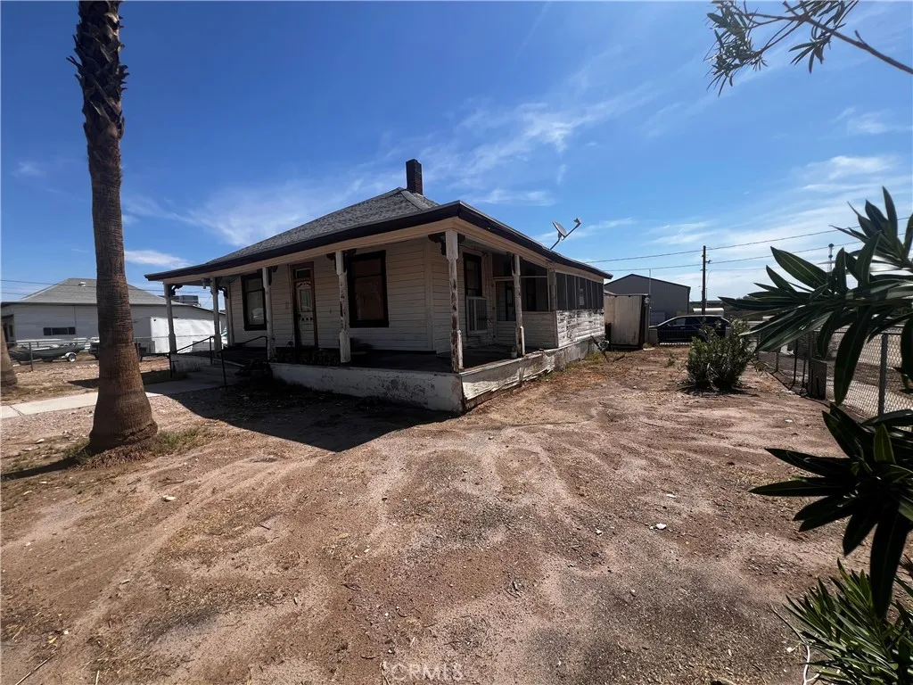 main property photo 5