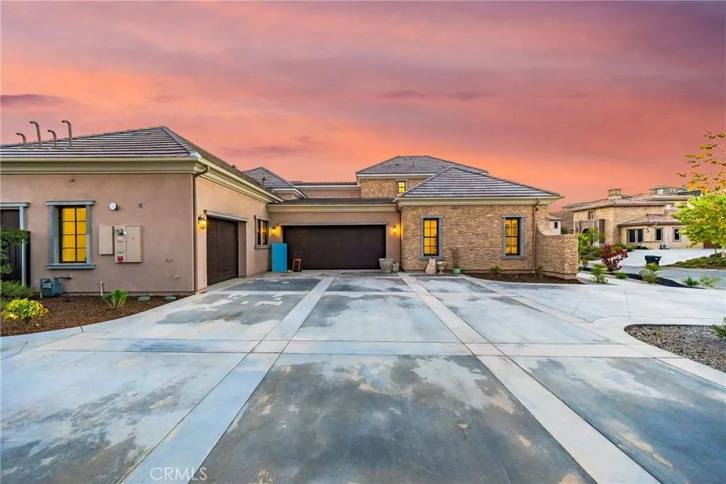 main property photo 67