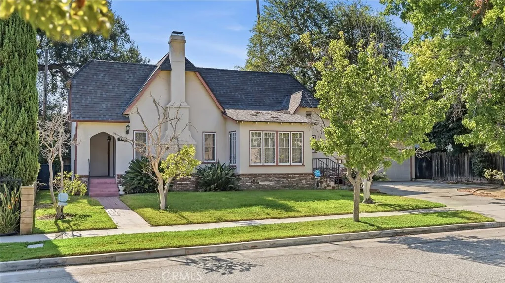 main property photo 31