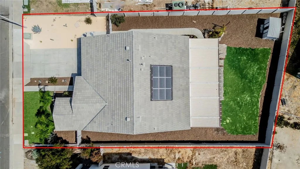 main property photo 33