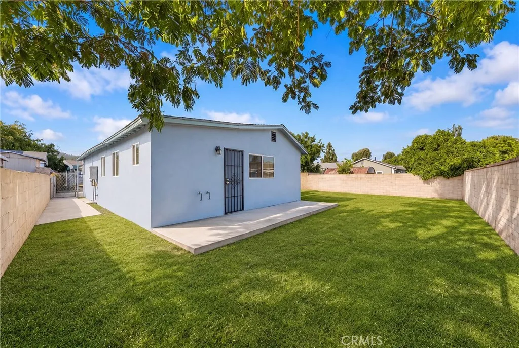 main property photo 8