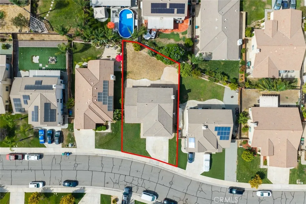 main property photo 41