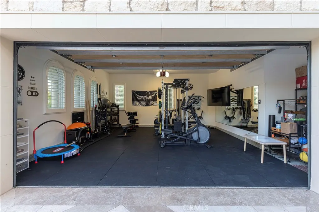main property photo 59