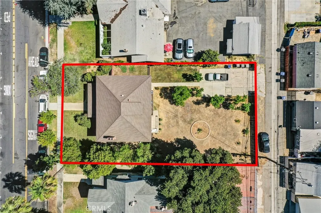 main property photo 35