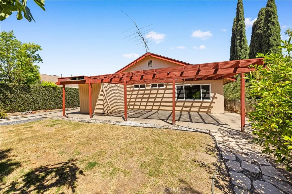 main property photo 29