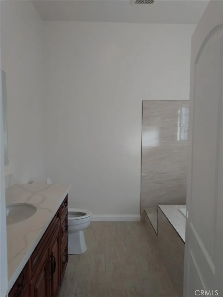 main property photo 66