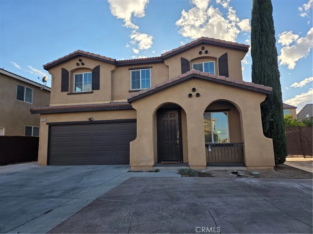 main property photo 8
