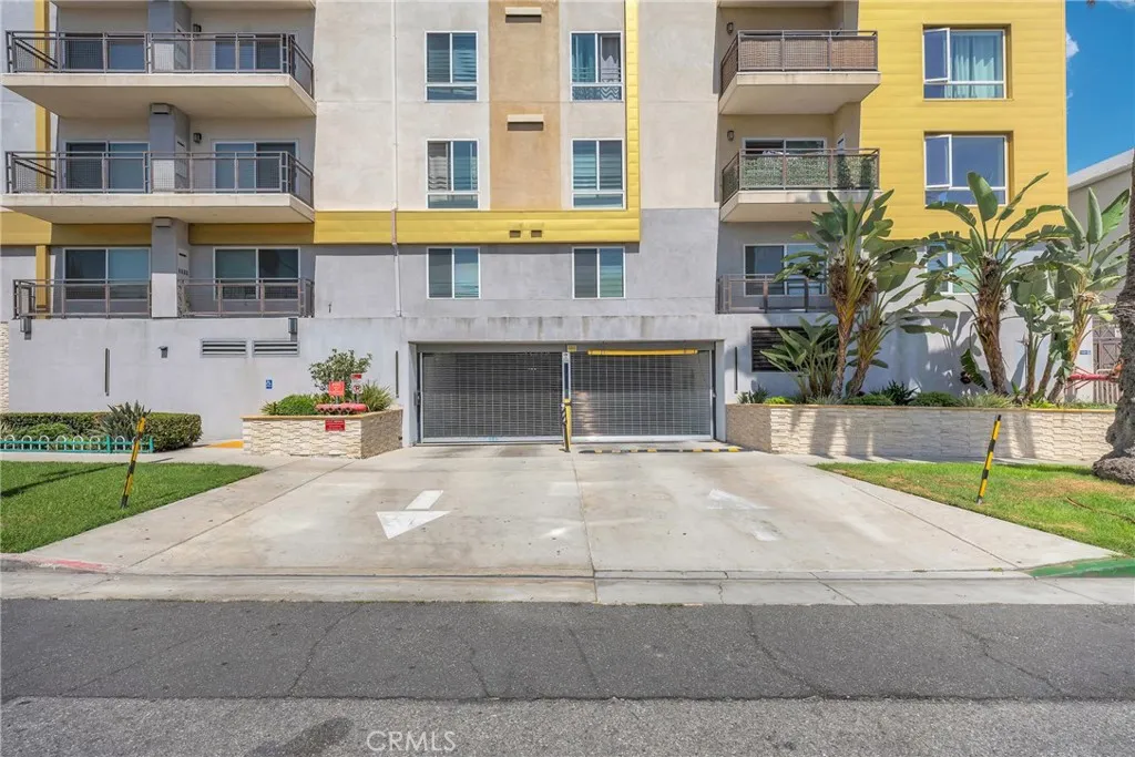 main property photo 61