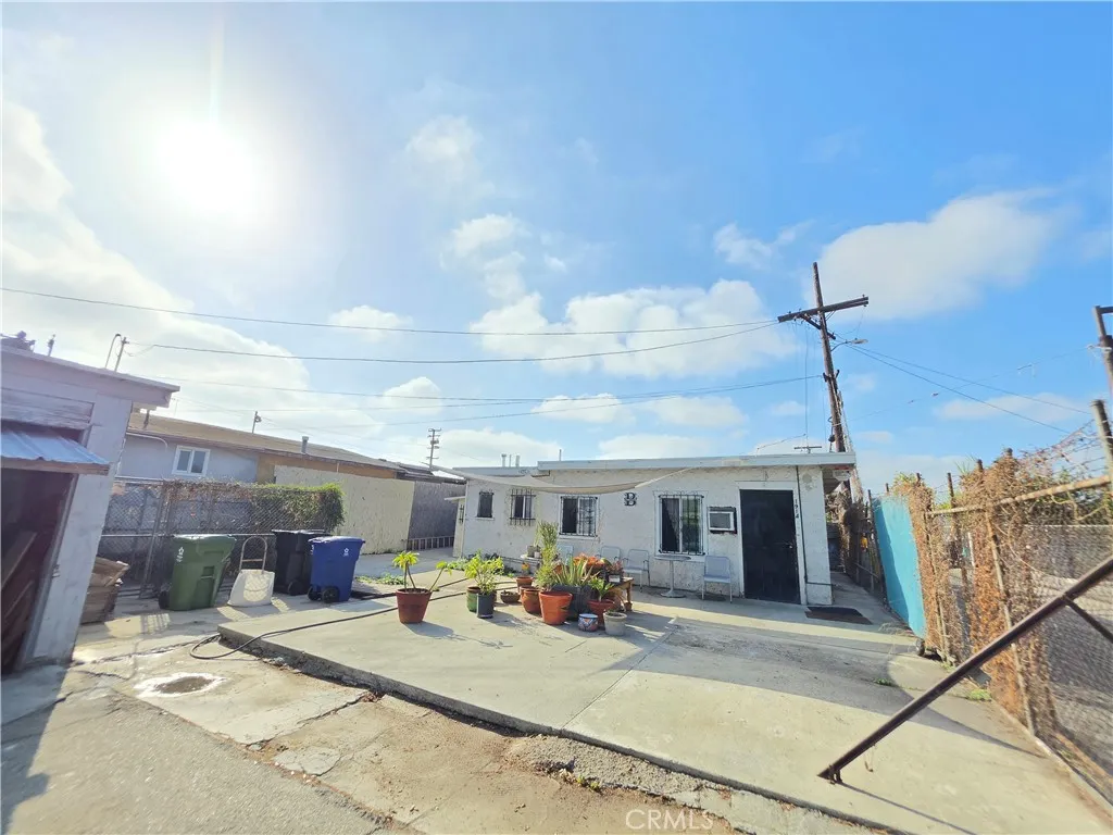 main property photo 18