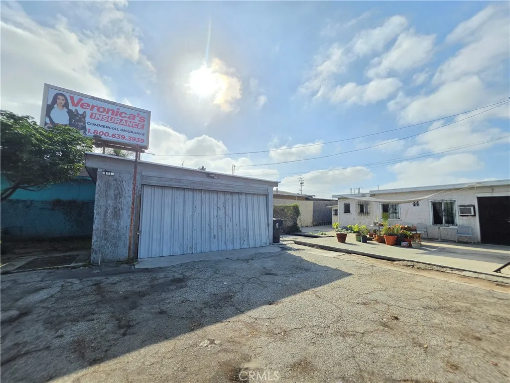 main property photo 19