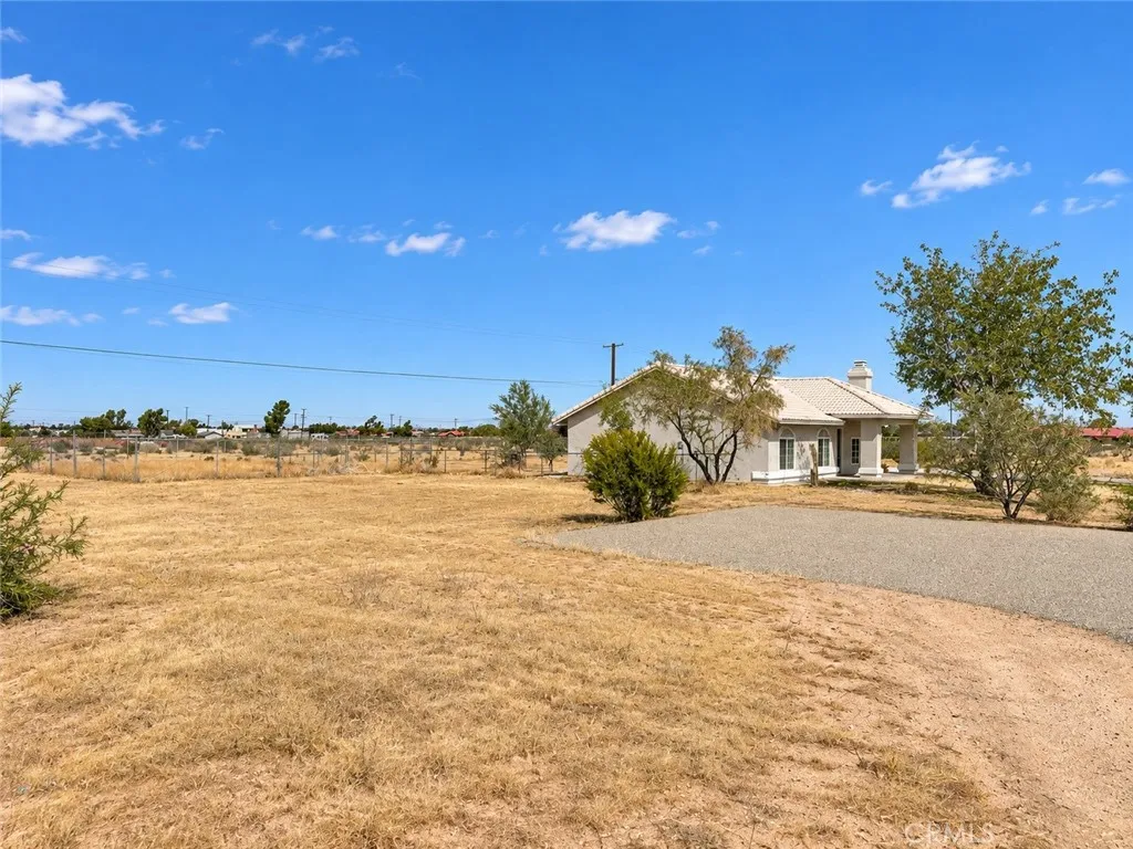 main property photo 24