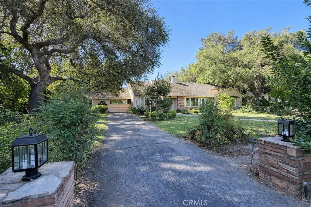 main property photo 0