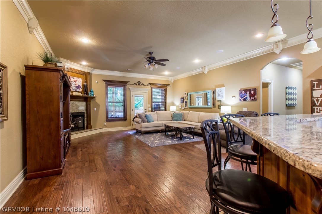 main property photo 13