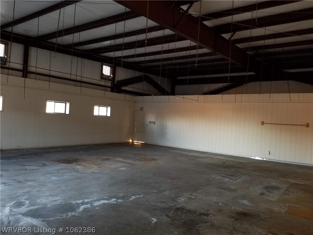 main property photo 12
