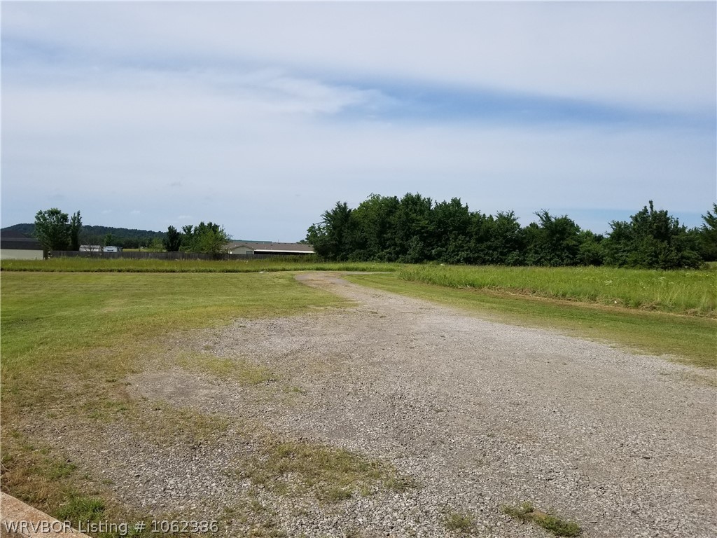 main property photo 18
