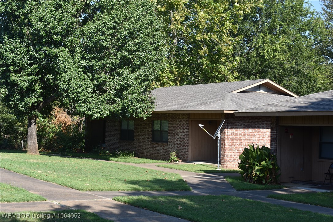 main property photo 4