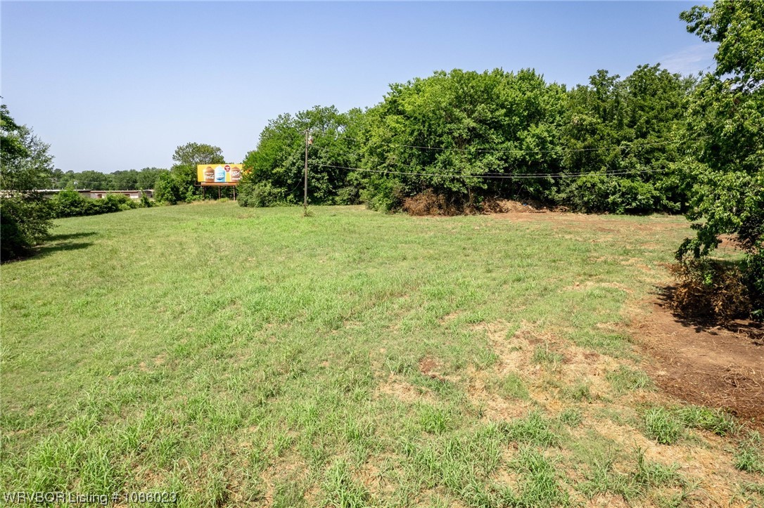 main property photo 6