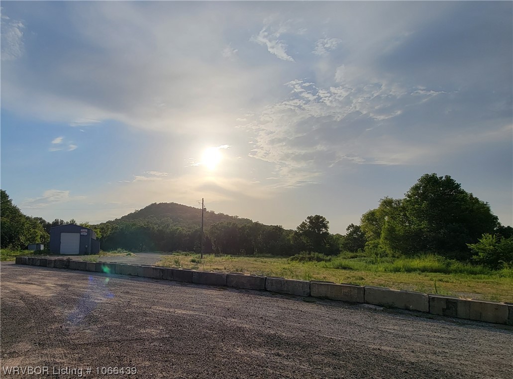 main property photo 7