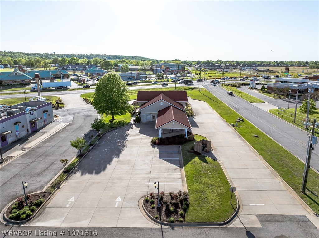 main property photo 37