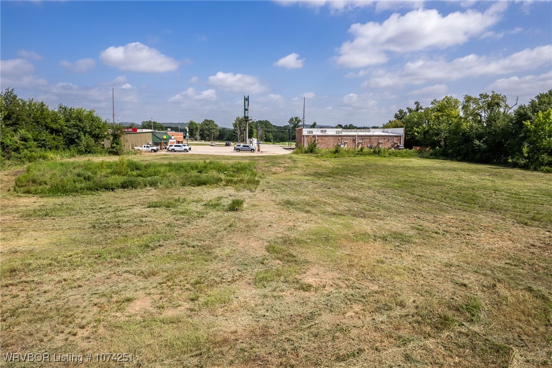 main property photo 17
