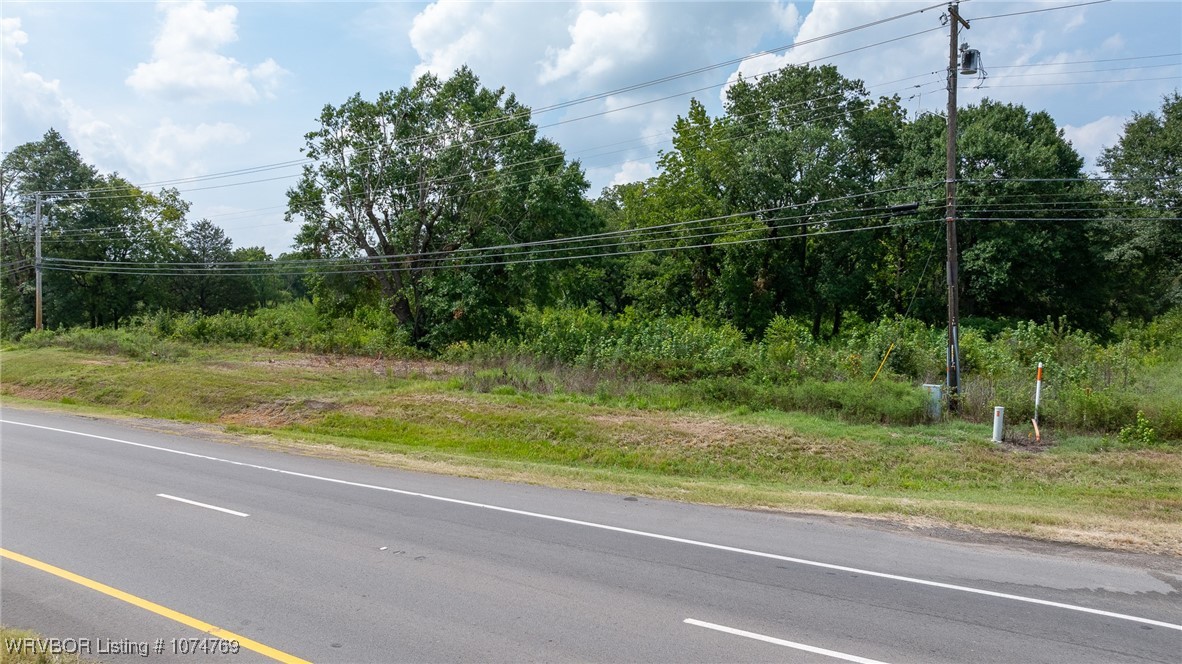 main property photo 6