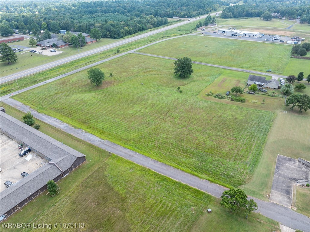 main property photo 11