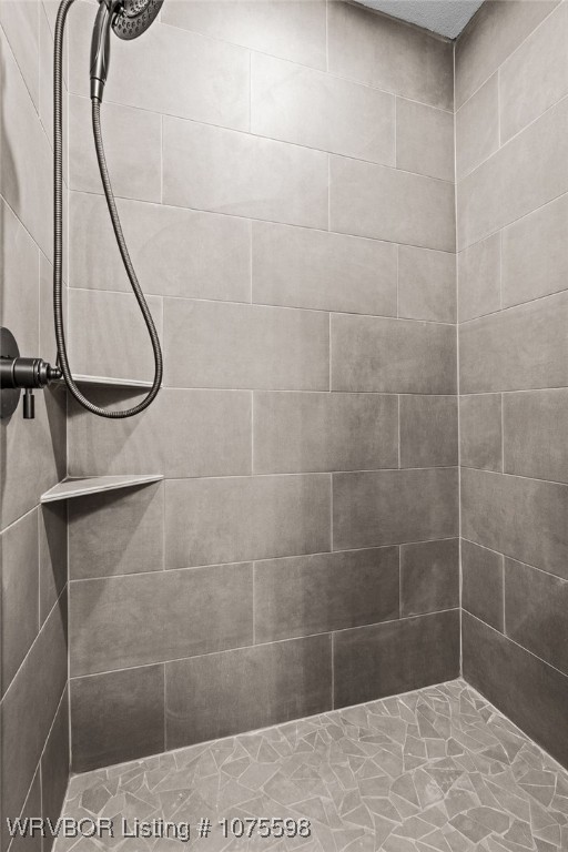 property viewer photo 18