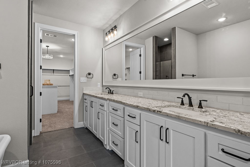 property viewer photo 20