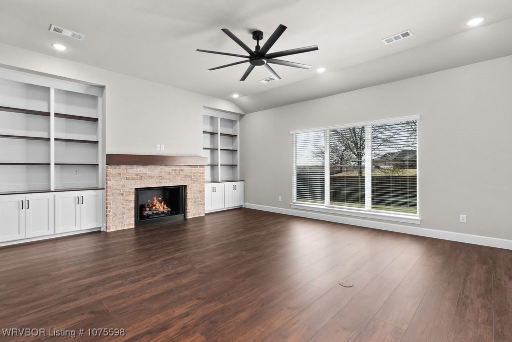 property viewer photo 3