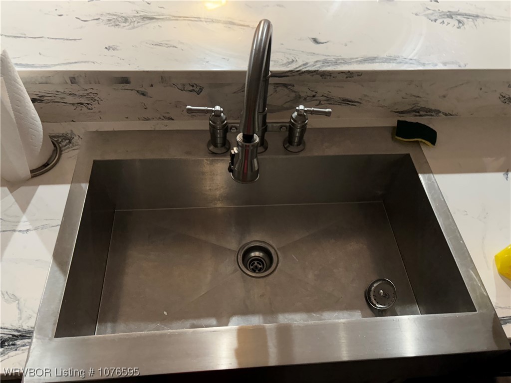 property viewer photo 14
