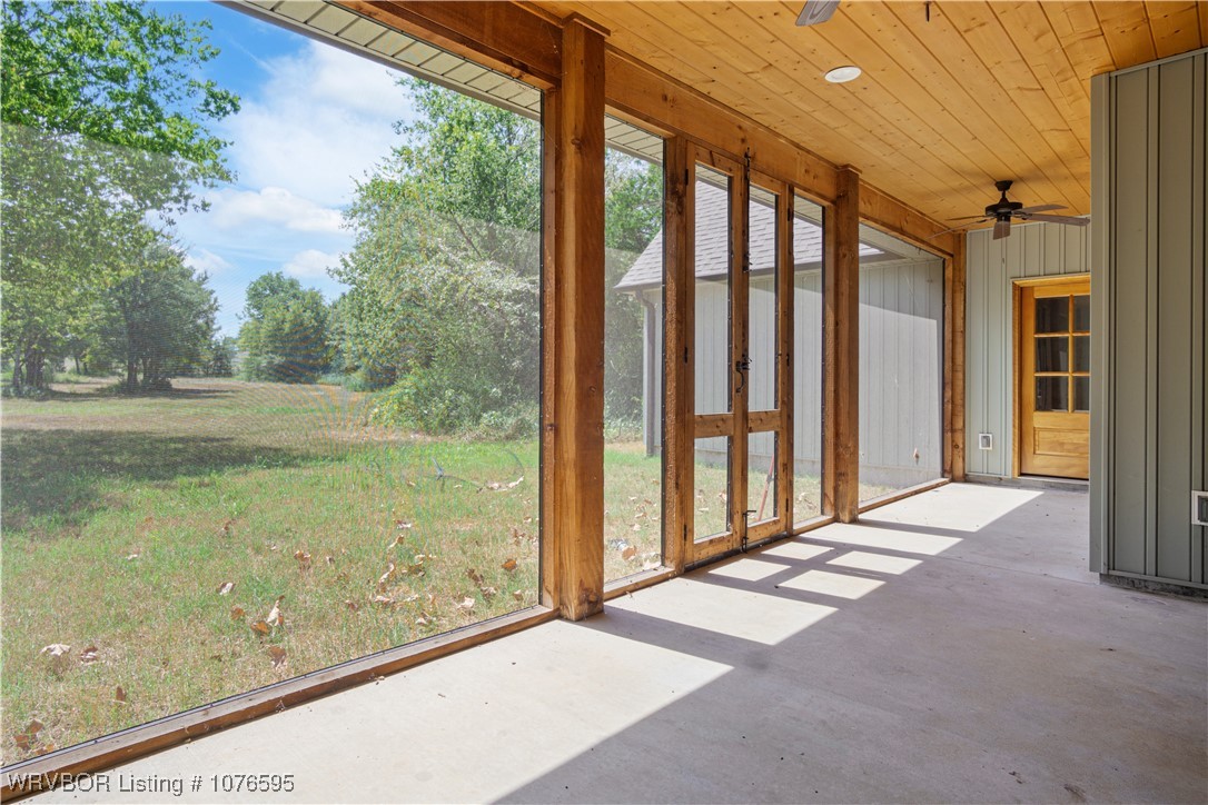 property viewer photo 18