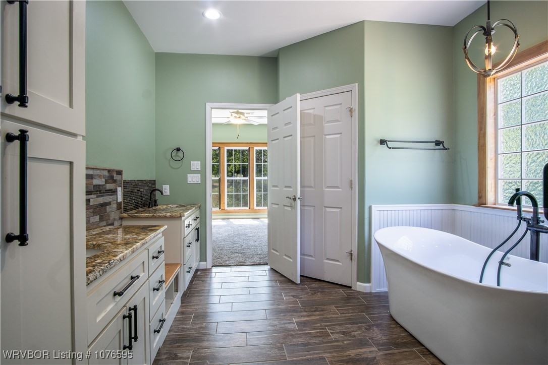 property viewer photo 25