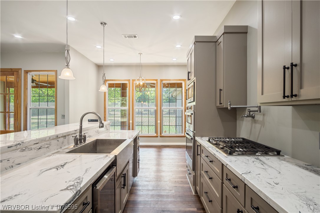 property viewer photo 6