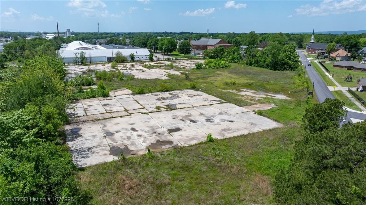 main property photo 10