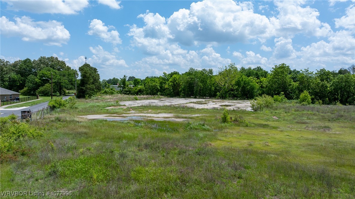 main property photo 11