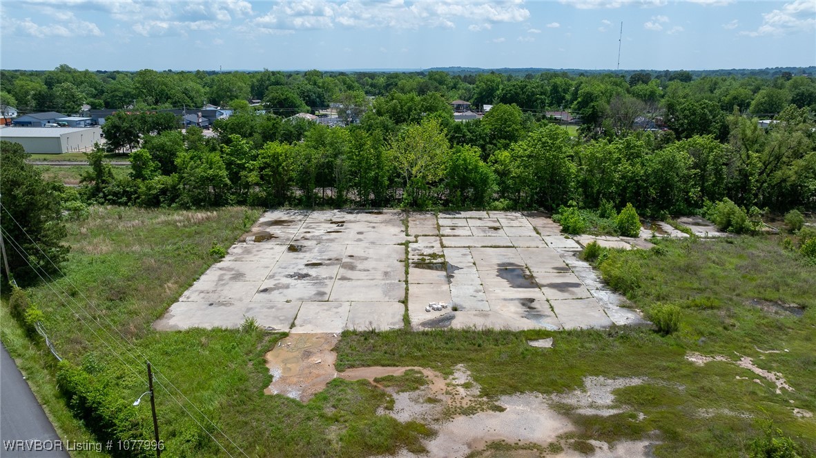 main property photo 9
