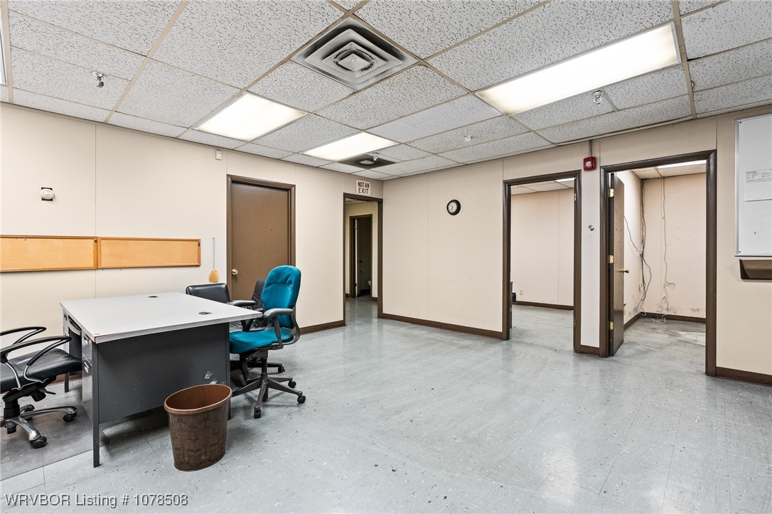main property photo 8