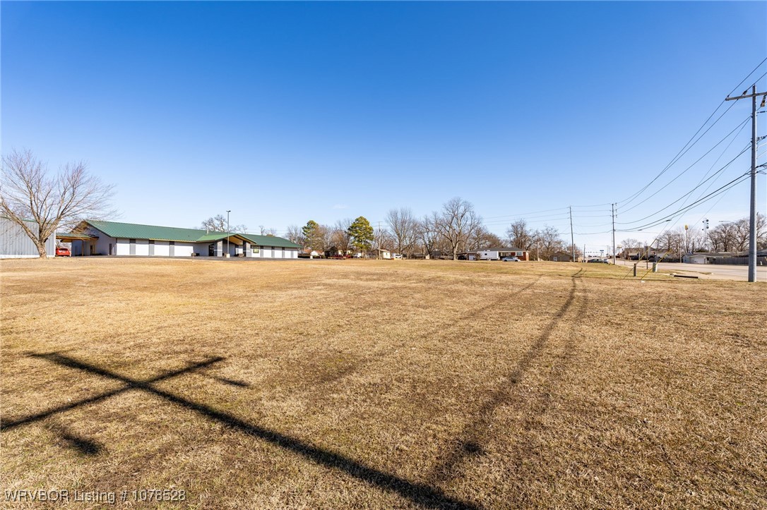 main property photo 13