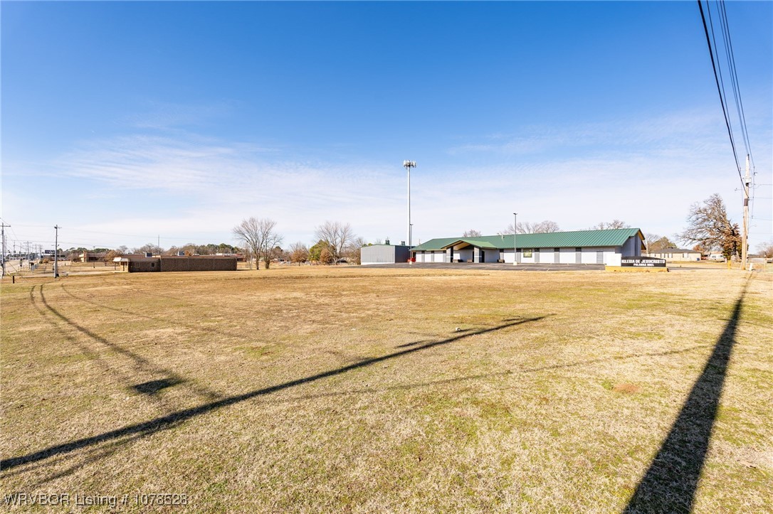 main property photo 14