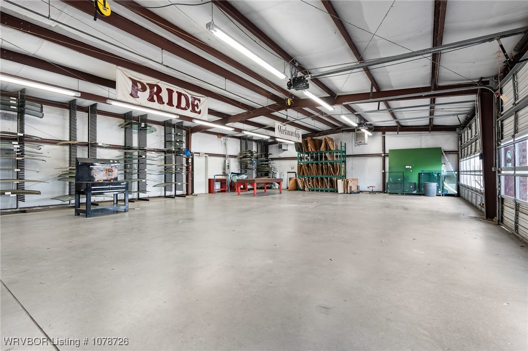 main property photo 15