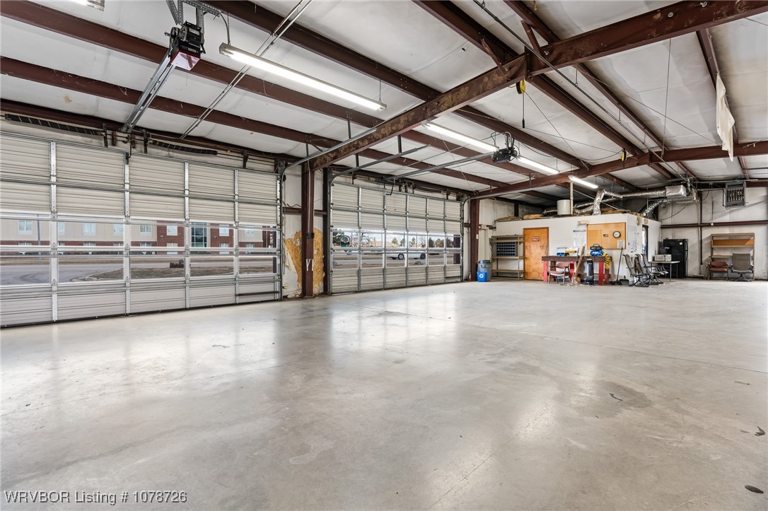 main property photo 17