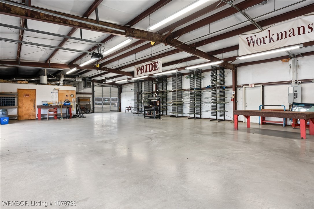 main property photo 18