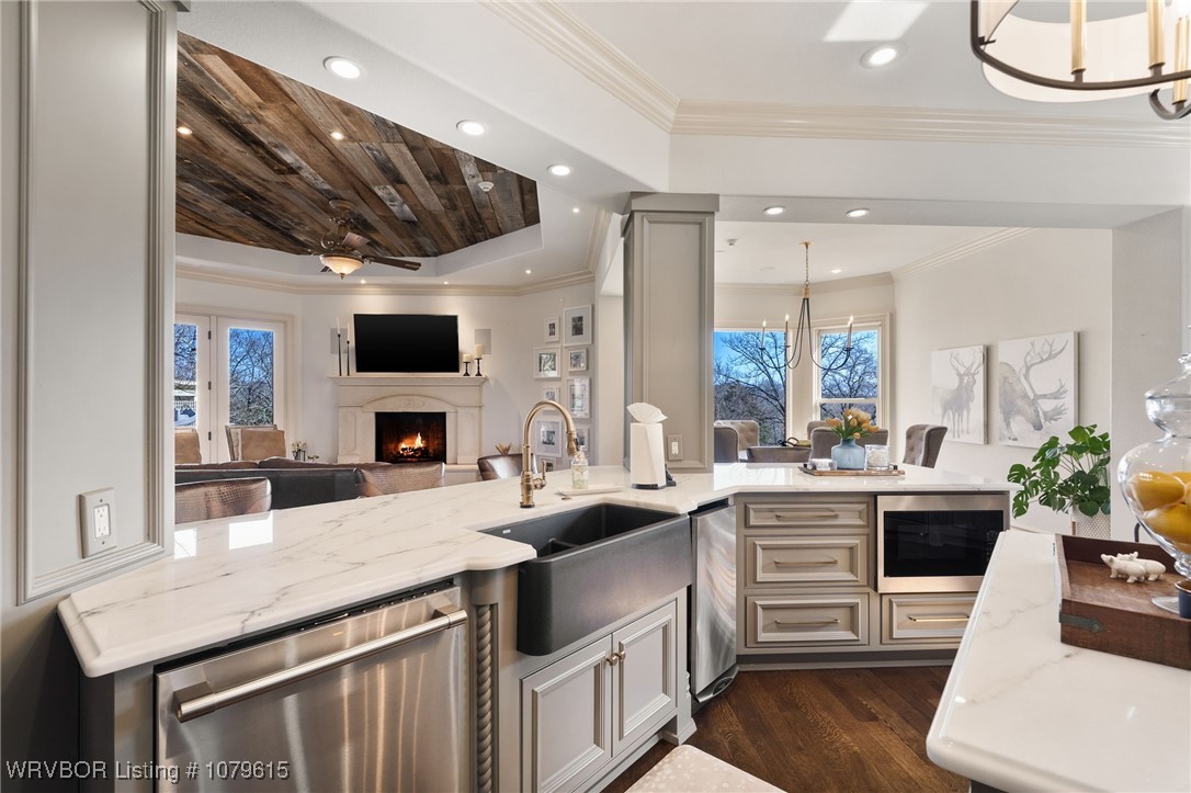 property viewer photo 14