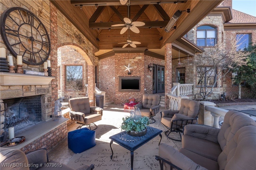 property viewer photo 35