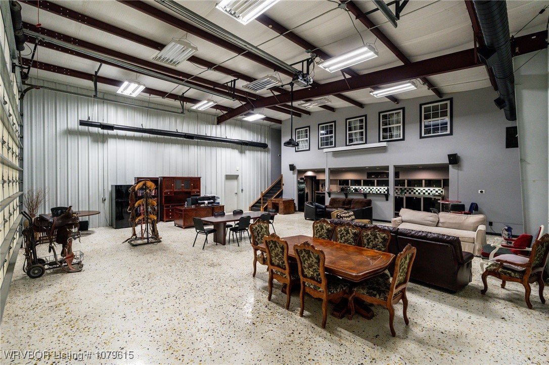 property viewer photo 40