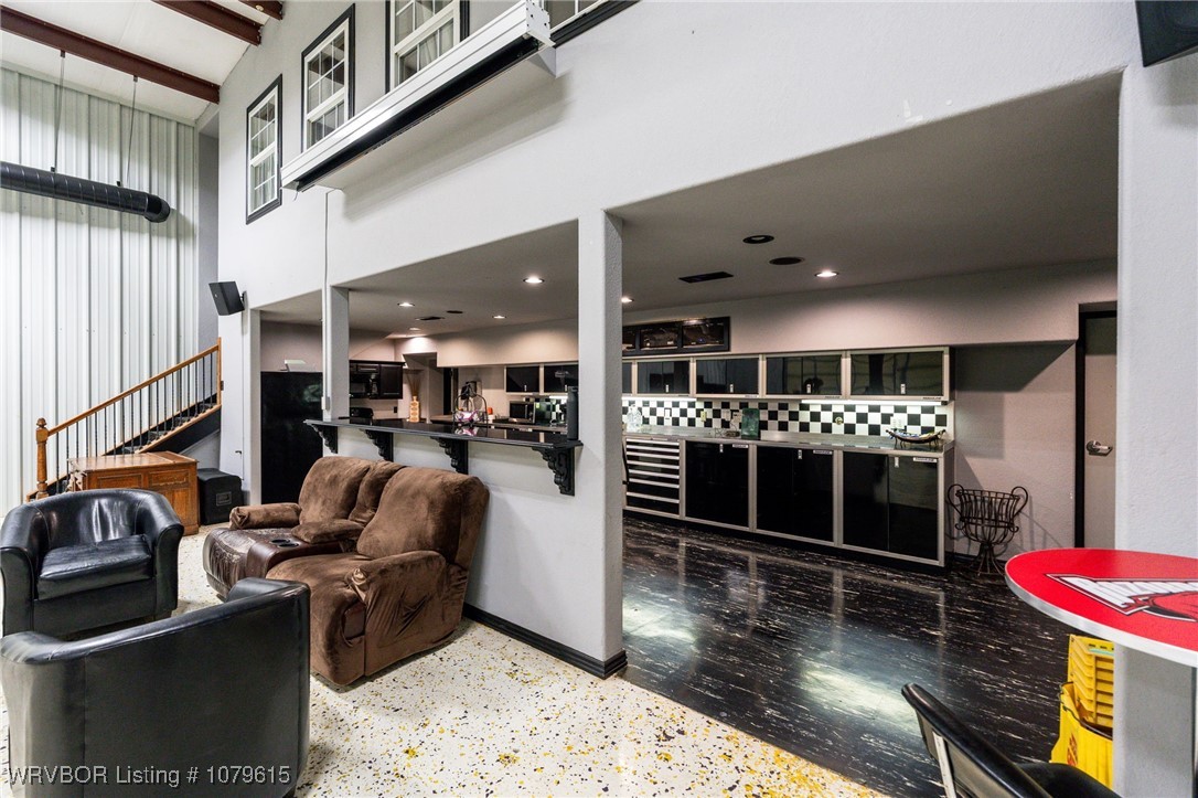 property viewer photo 43