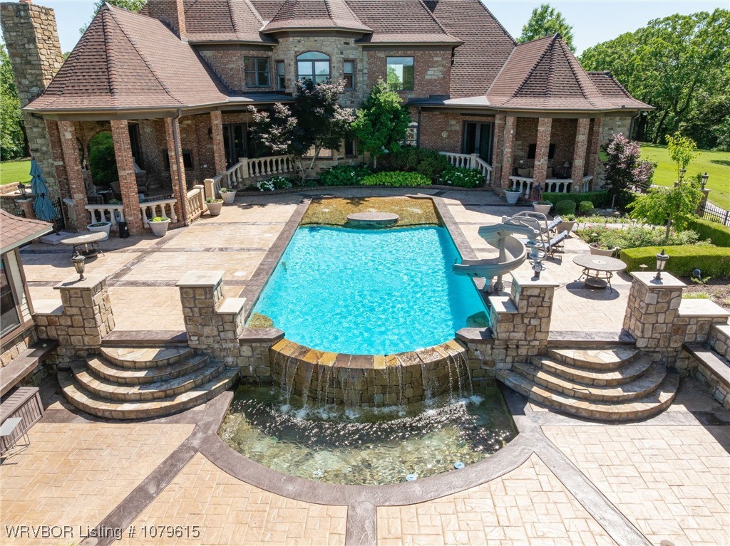property viewer photo 46