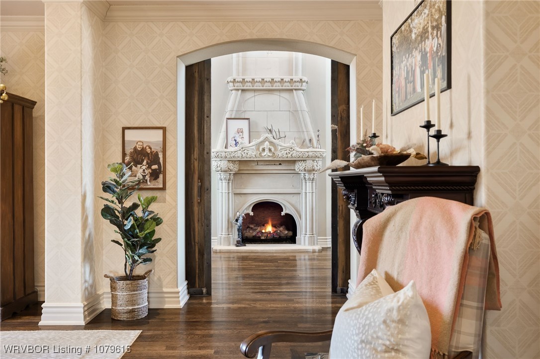 property viewer photo 5