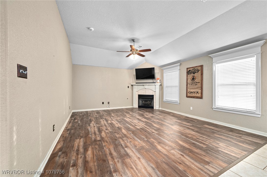 property viewer photo 1